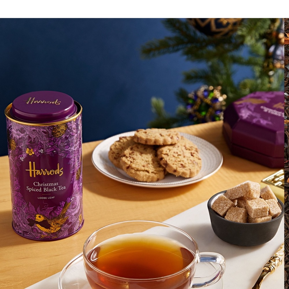 Harrods Christmas Spiced Black Tea - Picture 4 of 6